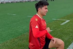 辽宁铁人后卫希尔扎提：距离复出还有一周，踢不了比赛也挺着急