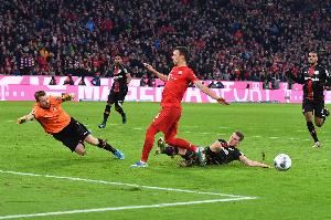 图片报：摩纳哥有意药厂门将赫拉德茨基，转会费预计为400万欧