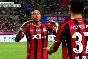 有点失望！林加德第80分钟被替换下场，本场无缘进球助攻