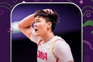 体坛周报：超燃一战用团结铸就胜利！中国男篮再战亚洲之巅
