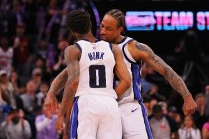 记者：蒙克和德罗赞都将成为国王在交易截止日时的筹码