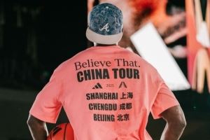 爱德华兹社媒晒多图回顾中国行 并用拼音打出Huá Zī