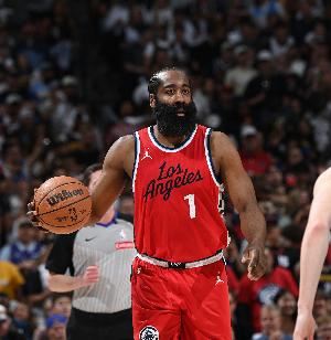 哈登：迷你训练营更多是为老将准备的 这对后续团队磨合是好开始